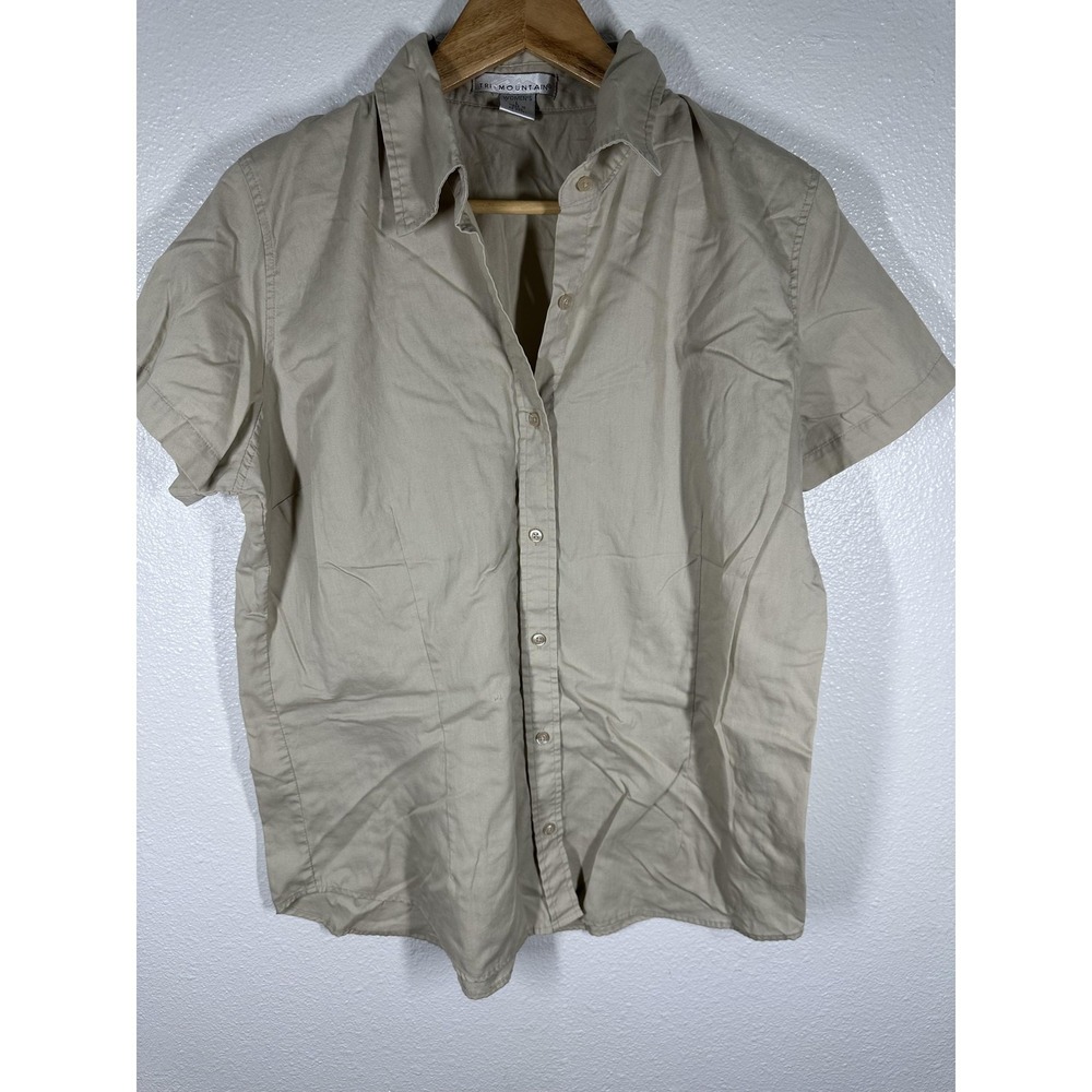 Tri-Mountain Shirt Womens‎ Large Beige Button Front Short Sleeve Collared Top